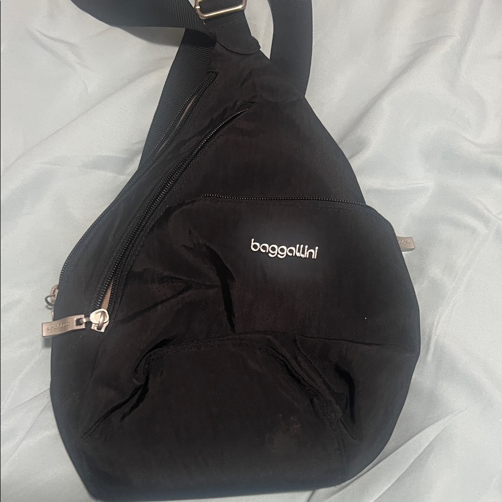 Baggallini Black Sling Bag